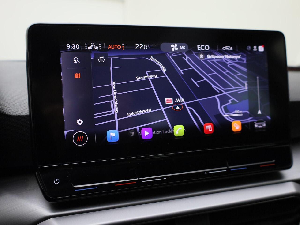 Seat LEON Sportstourer 1.4 TSI/204PK eHybrid PHEV FR · Panoramadak · Apple/Android Car Play · Navigatie · Camera + Parkeersensoren