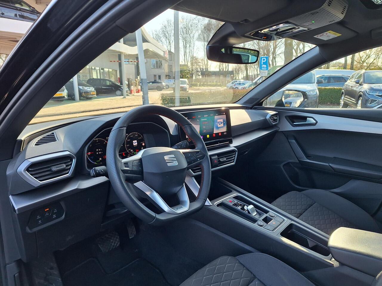 Seat LEON TSI 204pk DSG Hybrid PHEV FR (Pano,Trekhaak,Camera,Virtual)