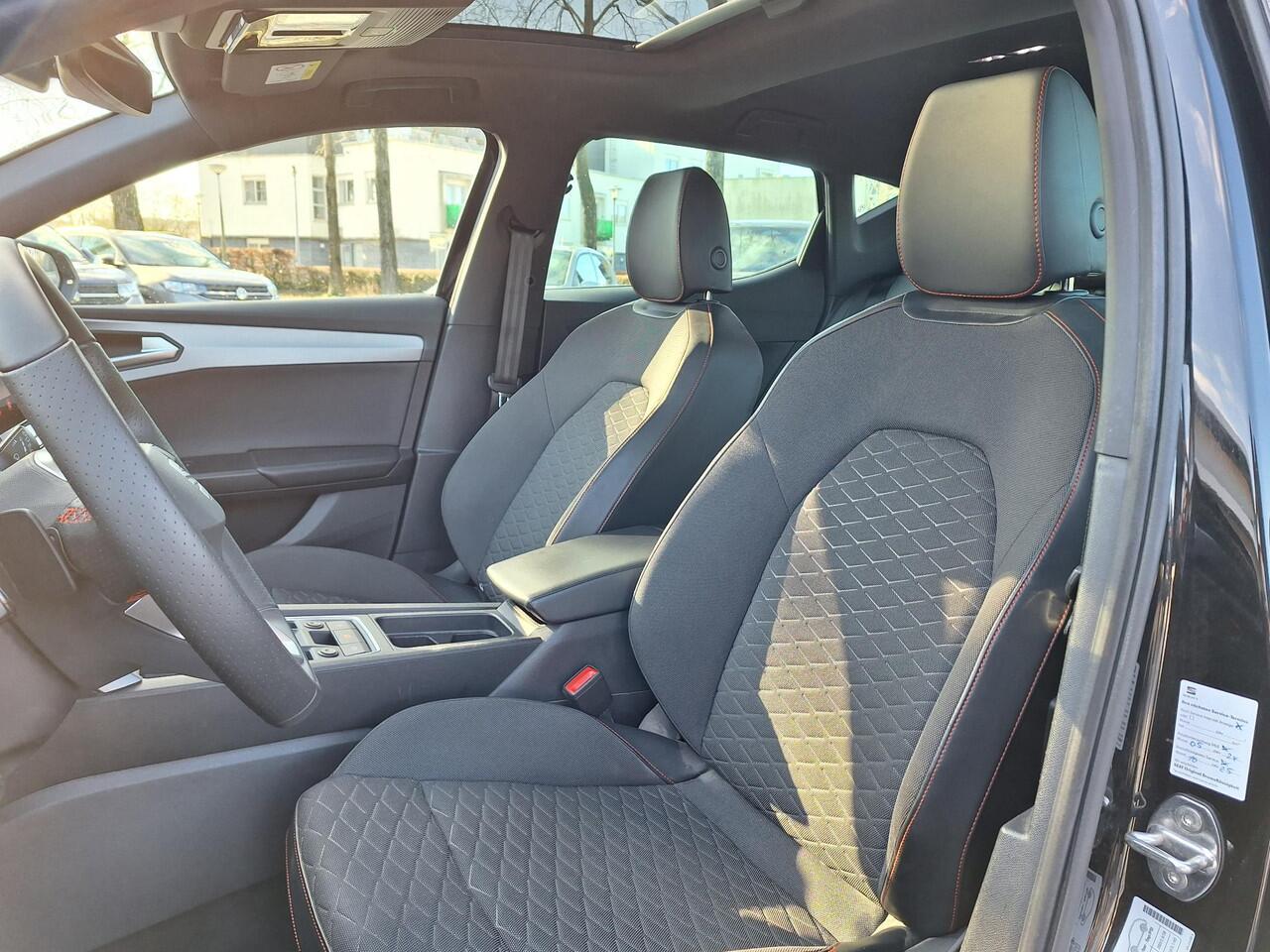 Seat LEON TSI 204pk DSG Hybrid PHEV FR (Pano,Trekhaak,Camera,Virtual)