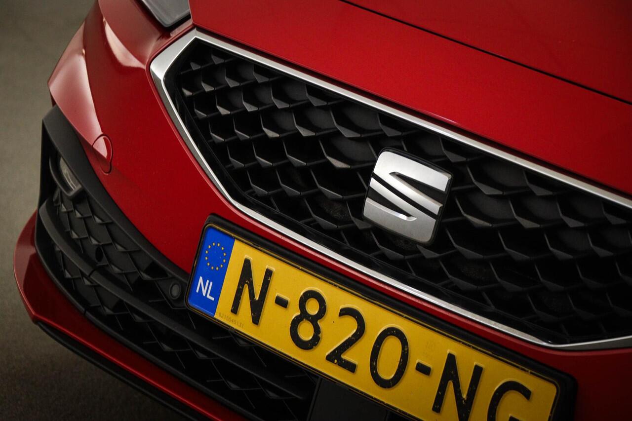 Seat LEON Sportstourer 1.5 TSI Style Business Intense | VIRTUAL COCKPIT | DAB | FULL LINK | CAMERA