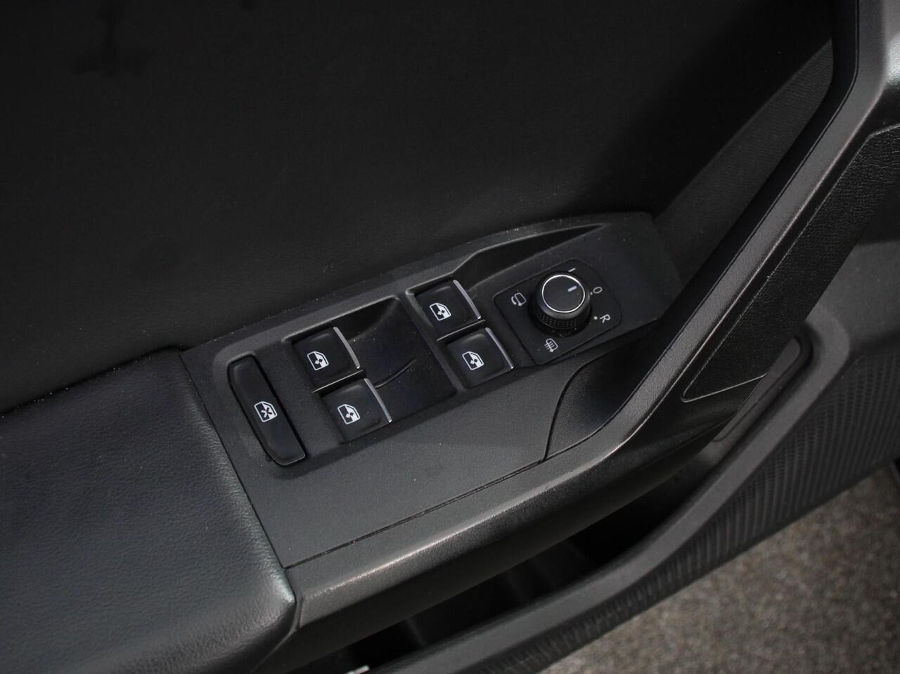Seat LEON 1.4 TSI eHybrid Automaat PHEV FR | Lees opmerkingen! | Handel/Export! | Panorama dak | Navigatie etc....