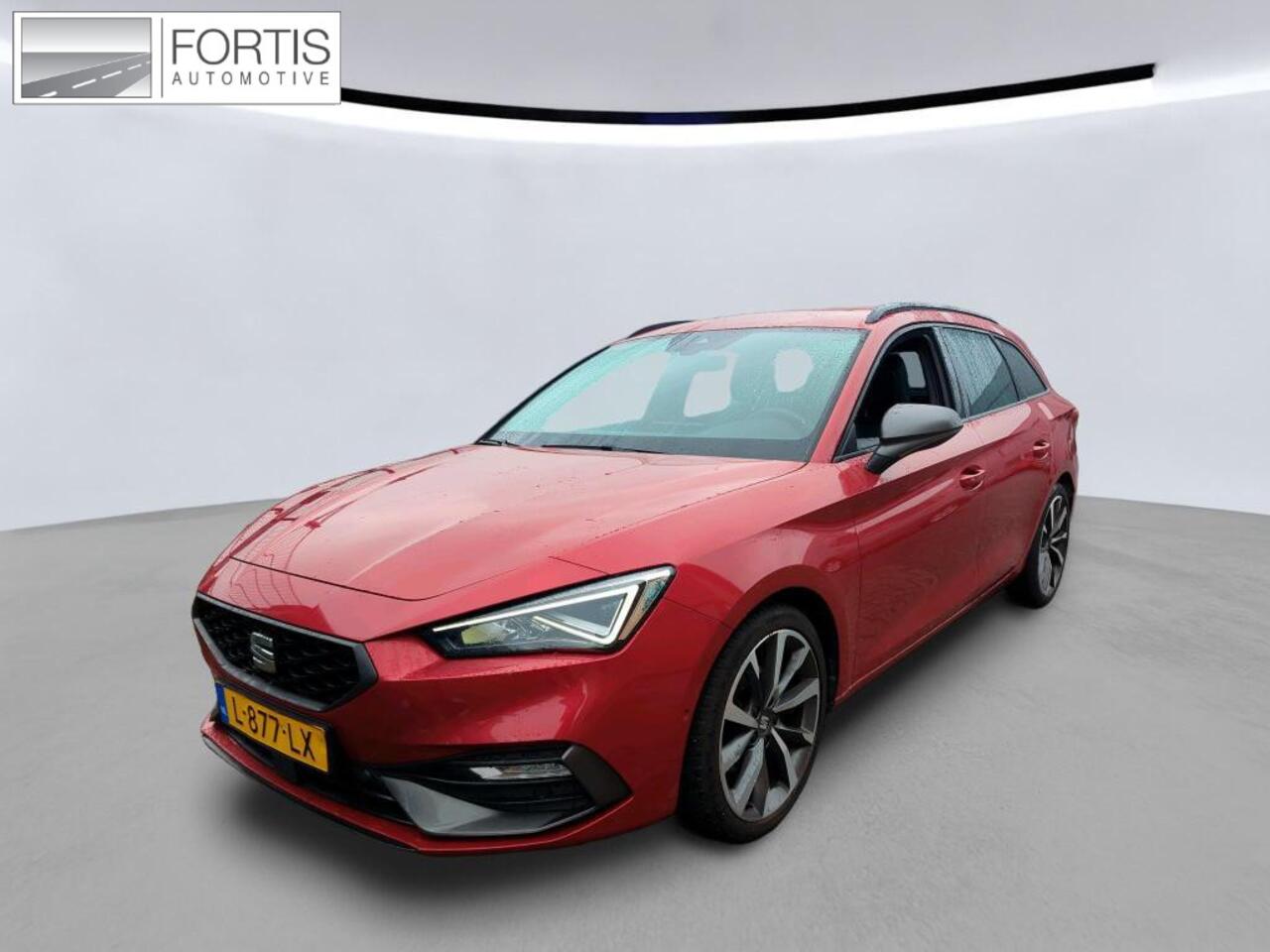 Seat LEON Sportstourer 1.5 TSI FR Business Intense NL-AUTO | TREKHAAK | CARPLAY