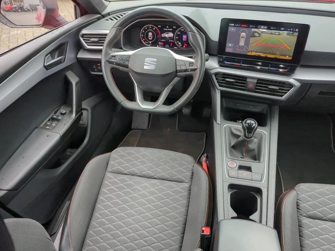 Seat LEON Sportstourer 1.5 TSI FR Business Intense NL-AUTO | TREKHAAK | CARPLAY