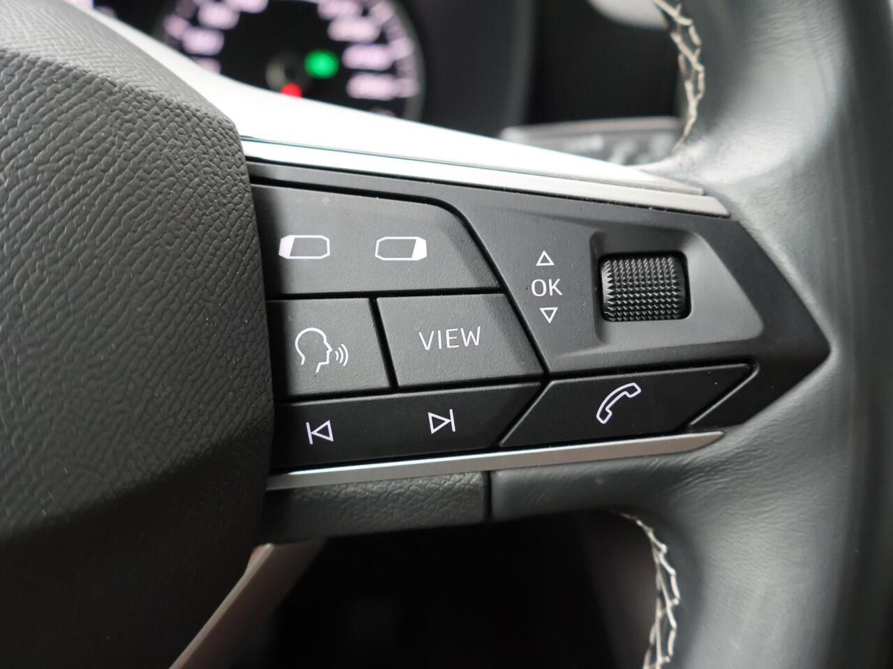 Seat LEON 1.0 eTSI Style | 110 PK | Automaat | LED verlichting | Climate control |