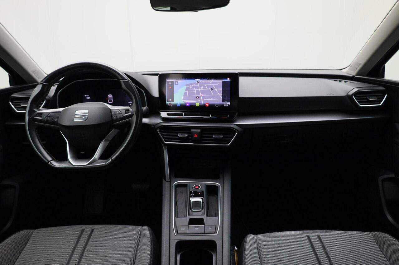 Seat LEON Sportstourer 1.0eTSI/110PK Style DSG · Navigatie · Trekhaak · Stuur- & stoelverwarming