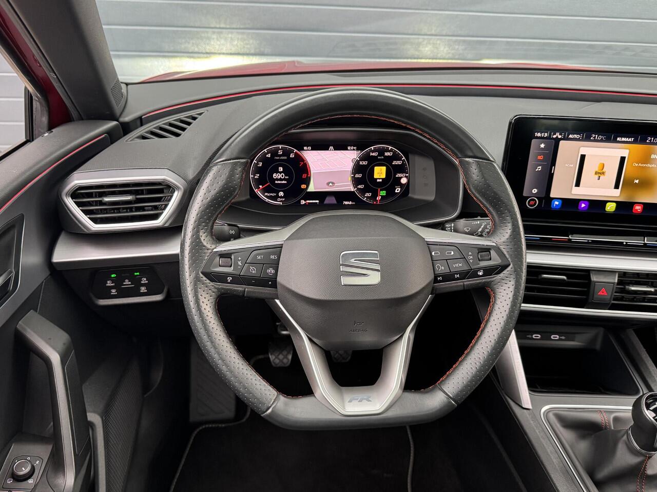 Seat LEON SPORTSTOURER 1.5 TSI FR BUSINESS INTENSE I SCHUIFDAK I P-CAMERA I KEYLESS ENTRY I ADAPT. CRUISE CONTROL