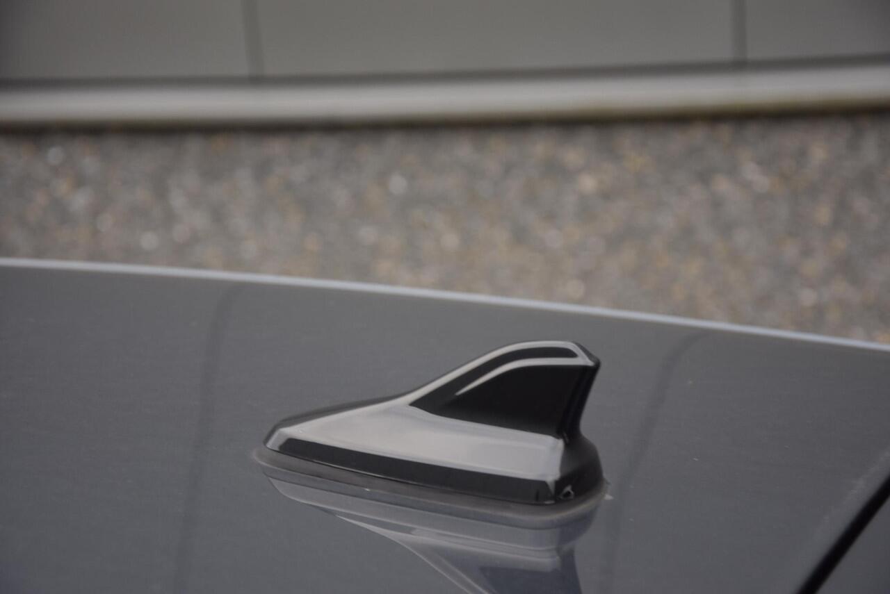 Seat LEON 1.4 TSI eHybrid PHEV FR | SOH 100%| stuurwiel verwarmd | lederen/stof bekleding |