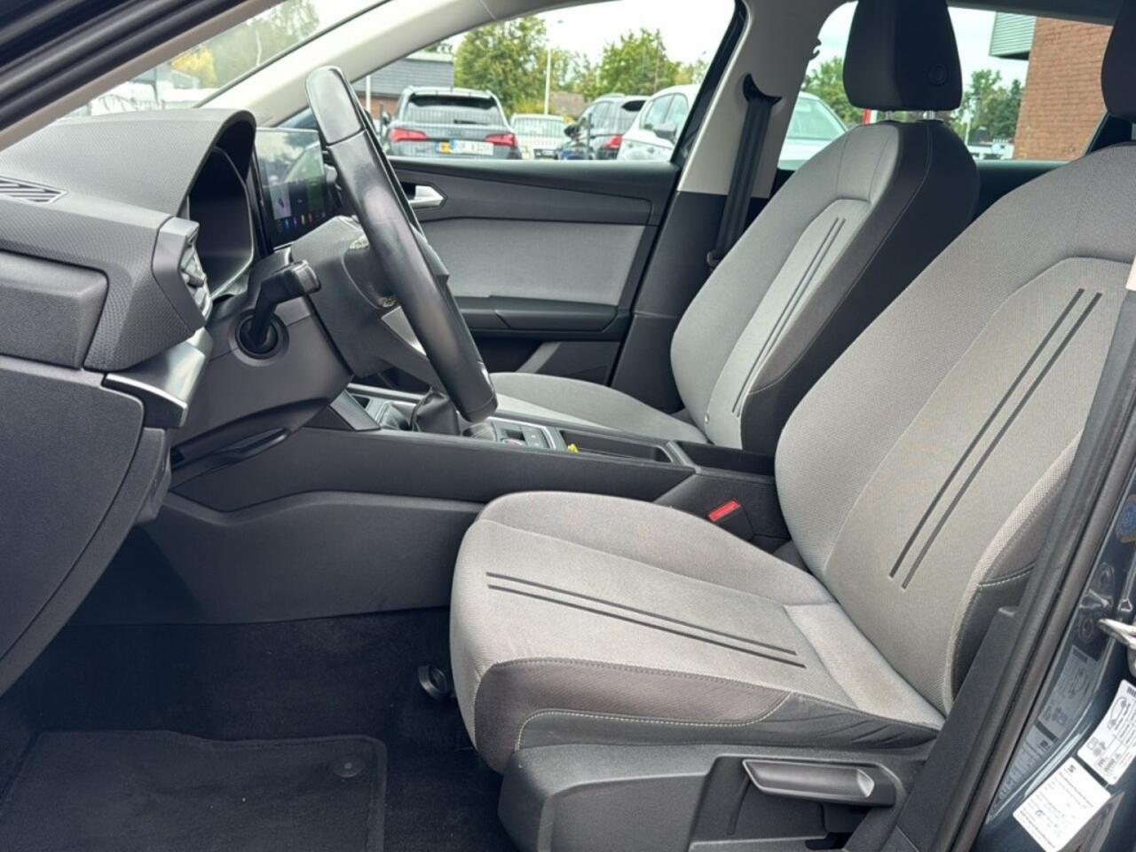 Seat LEON 2.0 TDI STYLE NAVI/CARPLAY/CRUISE/PDC/STOEL-STUURVERW