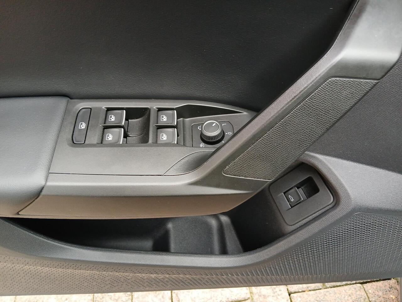 Seat LEON Sportstourer 1.5 TSI (150pk) FR Business Intense + Technology Pack