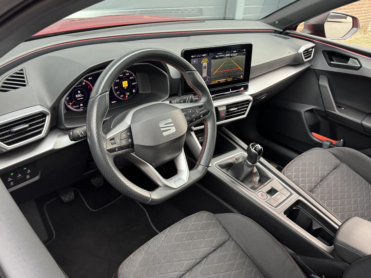 Seat LEON SPORTSTOURER 1.5 TSI FR BUSINESS INTENSE I SCHUIFDAK I P-CAMERA I KEYLESS ENTRY I ADAPT. CRUISE CONTROL