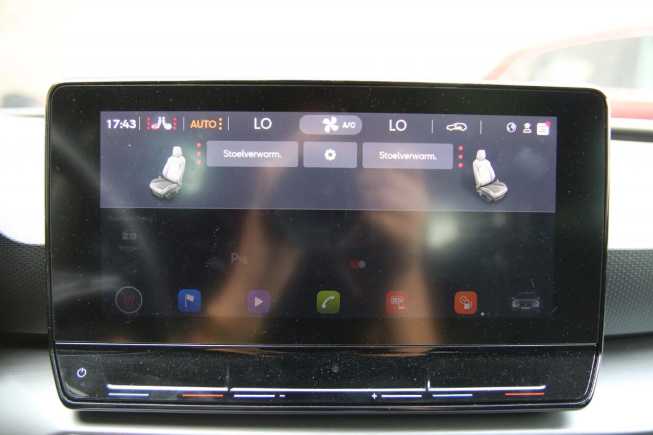 Seat LEON Sportstourer 1.5 eTSI FR Bns Int