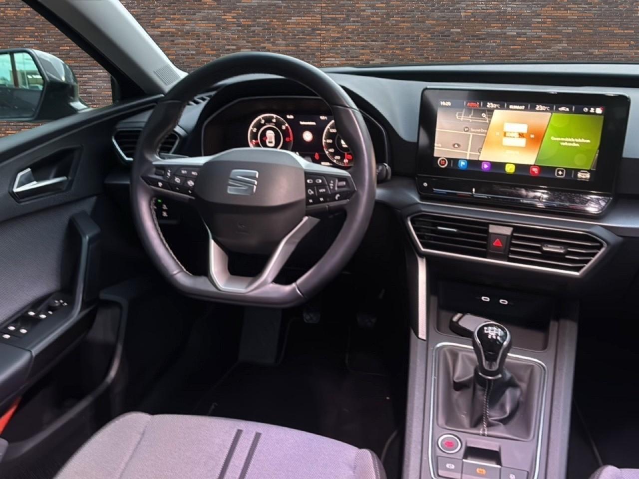 Seat LEON Sportstourer 2.0 TDI Style Business Intense