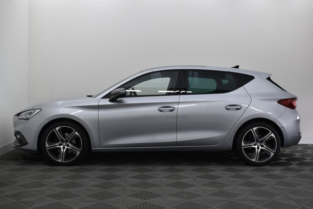 Seat LEON 1.0 eTSI 110PK FR Business Intense AUTOMAAT