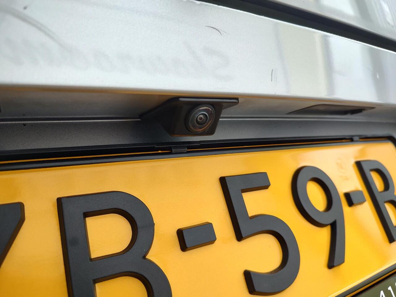 Seat LEON Sportstourer 1.0 eTSI FR Business Elektrisch uitklapbare trekhaak | Virtual Cockpit | Achteruitrijcamera | Navigatiesysteem + Carplay Android auto