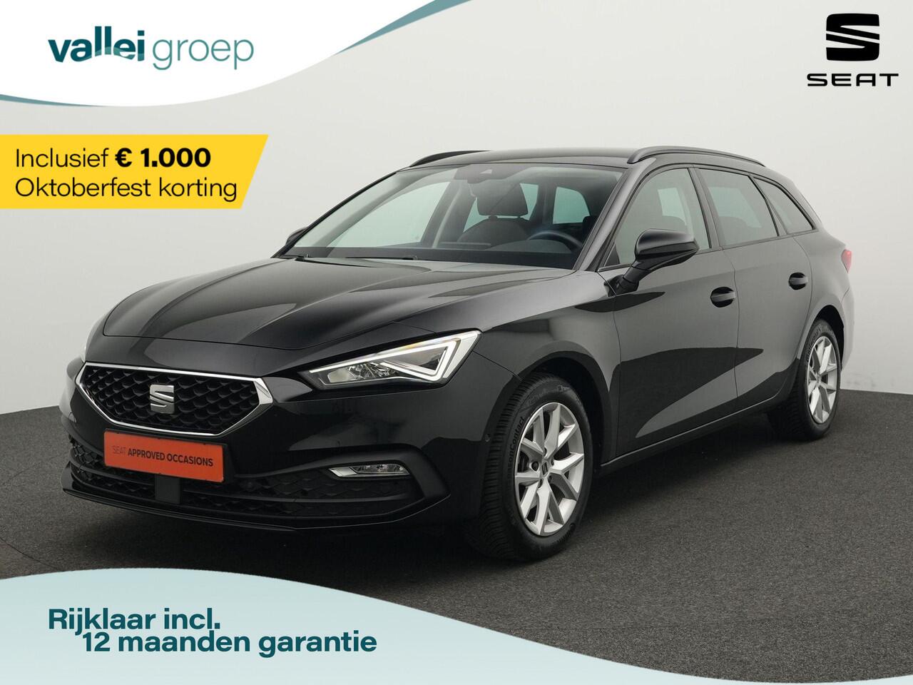 Seat LEON Sportstourer 1.5 eTSI 150 pk DSG Style Business Intense | Full LED | Achteruitrijcamera | Trekhaak | Adaptive Cruise | Park Assist | Side Assist | 16 inch