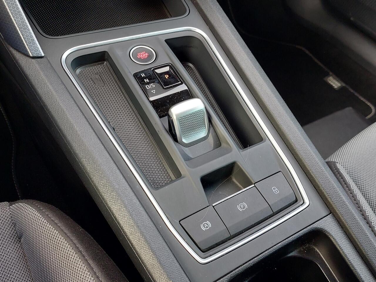 Seat LEON Sportstourer 1.0 eTSI Style Business Intense NL-auto | rijklaarprijs !!