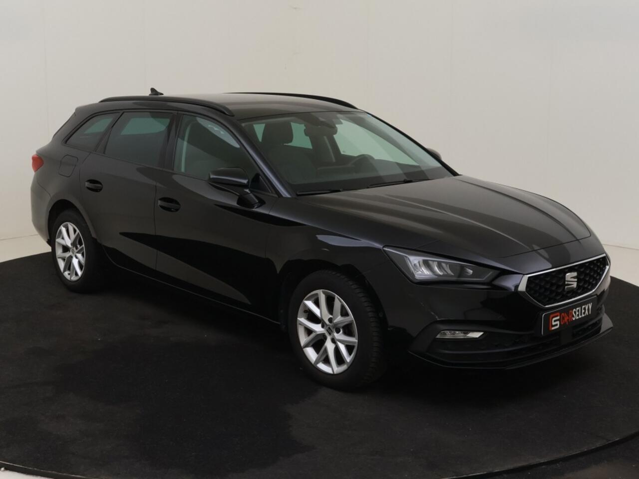 Seat LEON Sportstourer 1.0 eTSI Style | Cruise | Stuur/stoel verwarm. | Camera | Navi |