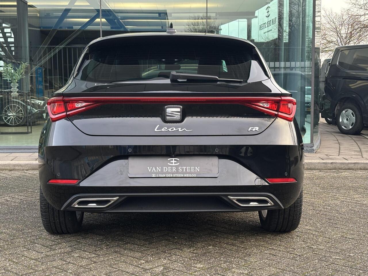 Seat LEON 1.5 eTSI FR Business Intense Stoel-Stuurverwarming | Adapt. Cruise | Dealer Onderhouden