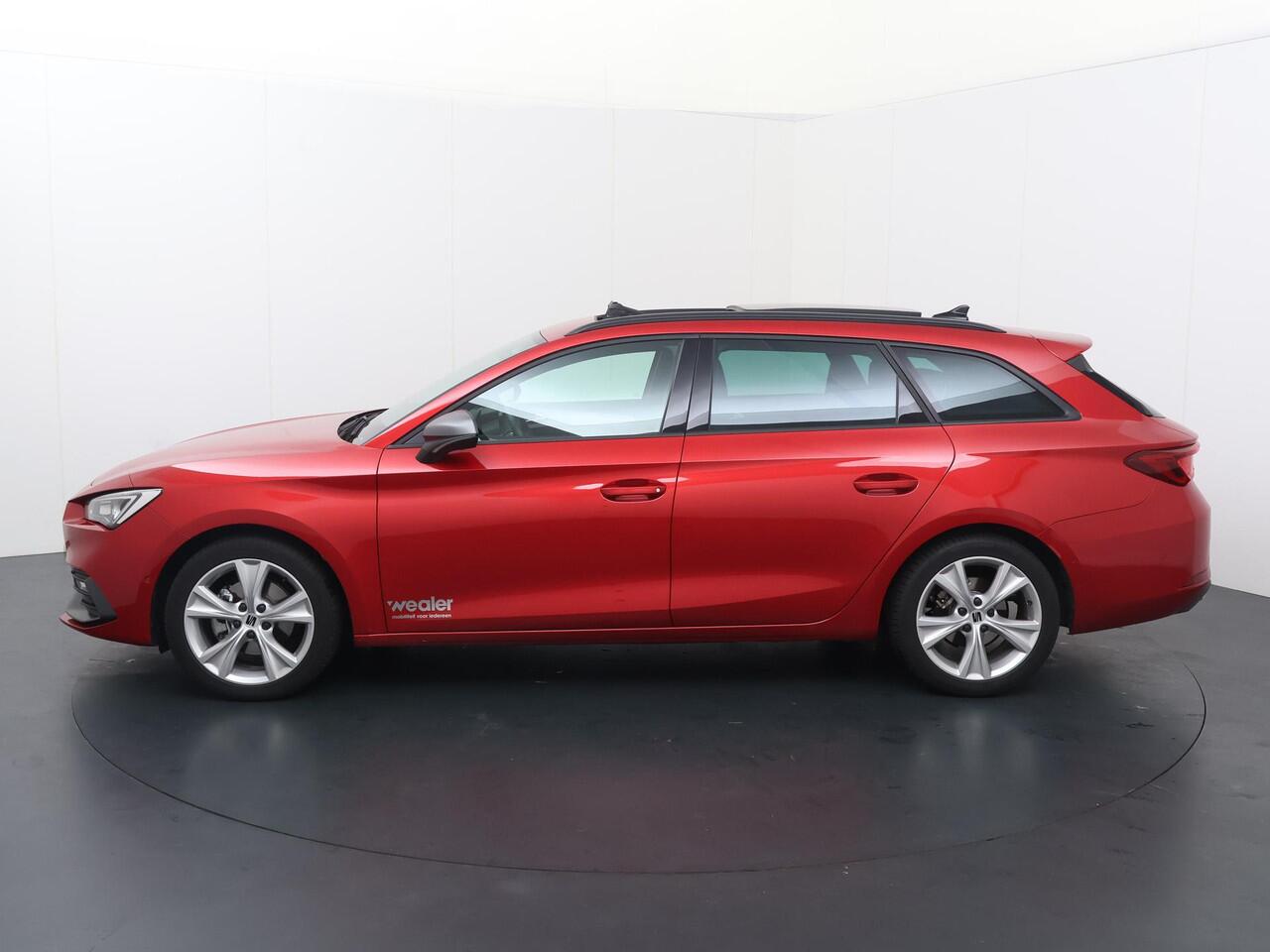 Seat LEON Sportstourer FR Business Intense 1.0 eTSI 81kW / 110pk 7 versn. DSG | Panoramadak |