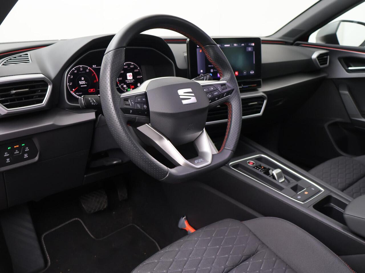 Seat LEON Sportstourer FR Business Intense 1.0 eTSI 81kW / 110pk 7 versn. DSG | Panoramadak |