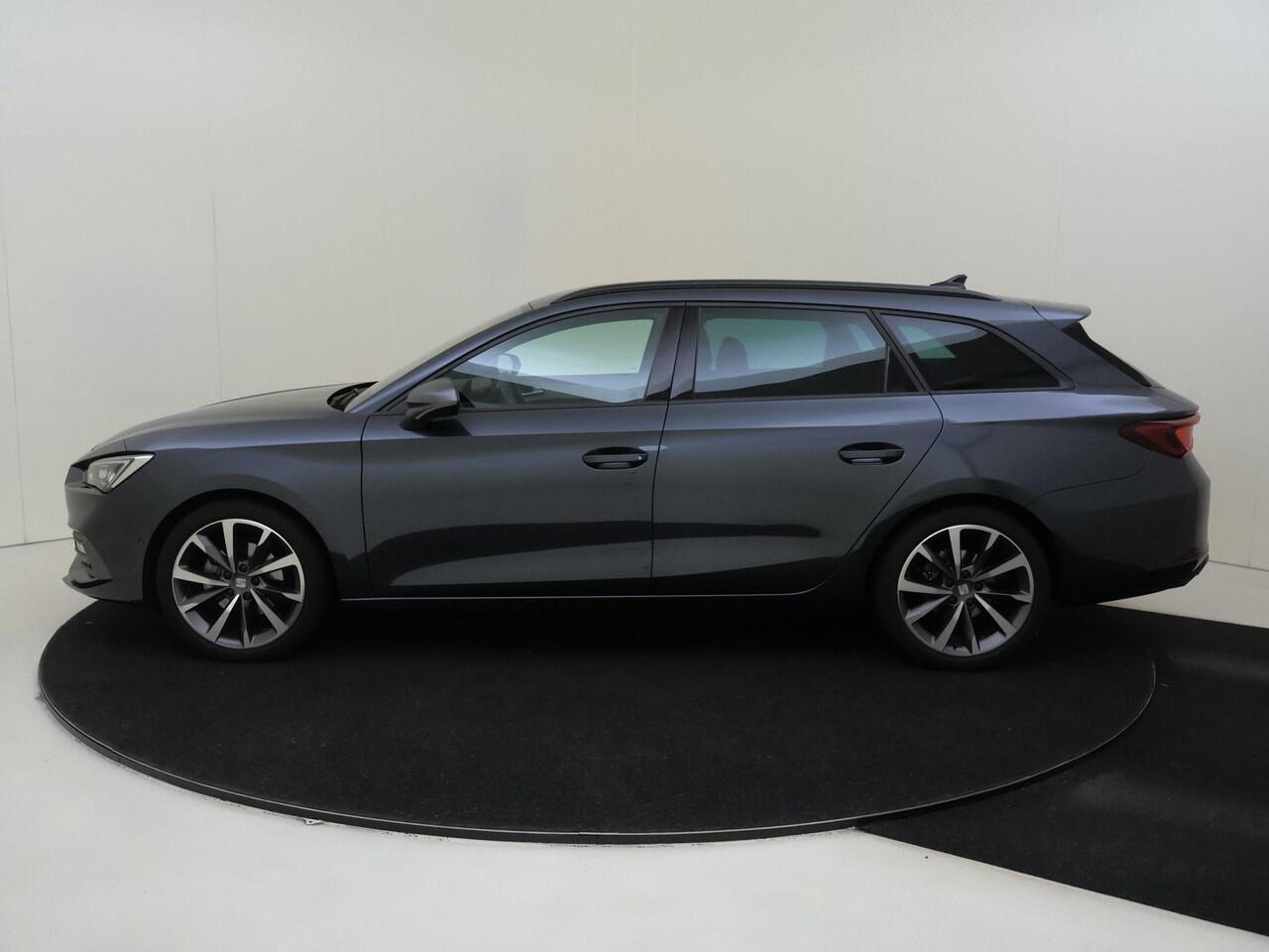 Seat LEON Sportstourer 1.5 eTSI DSG FR Business Intense | Navigatie | 18 inch LM velgen | Sportstoelen | Full LED lampen | Achteruitrijcamera