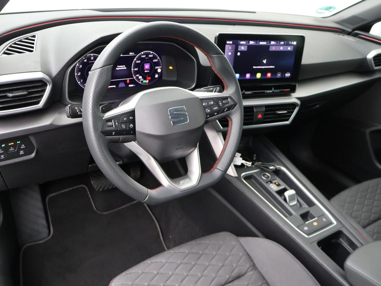 Seat LEON Sportstourer 1.0 eTSI FR Business Intense | 110 PK | Automaat | Trekhaak wegklapbaar | Navigatiesysteem |