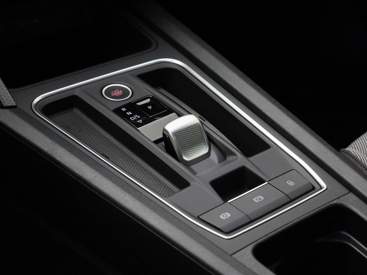 Seat LEON Sportstourer 1.5eTSI/150PK Style DSG · Camera + Parkeersensoren · Keyless · Apple/Android Car Play · Garantie tot maart 2029