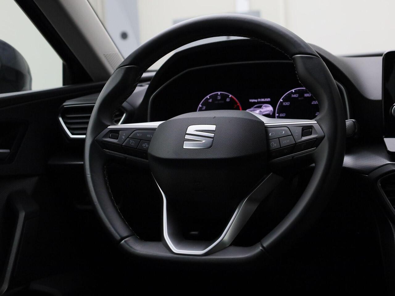 Seat LEON Sportstourer 1.5eTSI/150PK Style DSG · Camera + Parkeersensoren · Keyless · Apple/Android Car Play · Garantie tot maart 2029