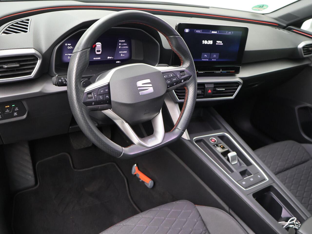 Seat LEON Sportstourer 1.4 TSI eHybrid PHEV FR Business Intense | 204 PK | SoH 99% | Trekhaak | Multifunctioneel stuurwiel |