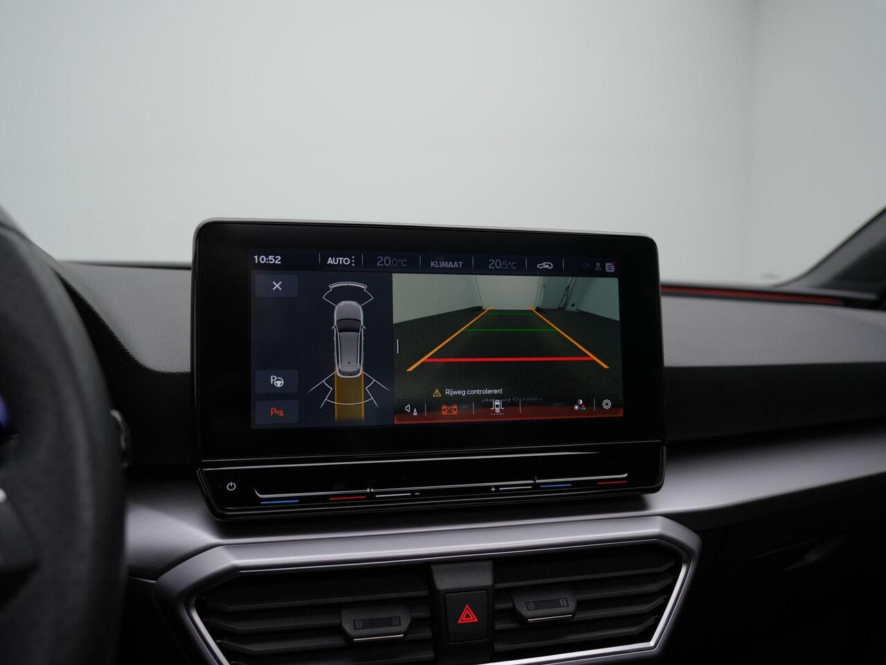 Seat LEON Sportstourer 1.0 eTSI 110 pk DSG FR Business Intense | Panoramadak | Achteruitrijcamera | Navigatie | Adaptive Cruise