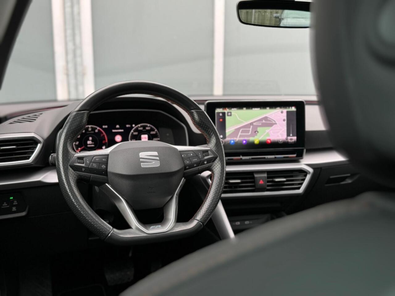 Seat LEON Sportstourer 1.0 eTSI 110pk DSG FR Business | ACC | Pano | Elk S