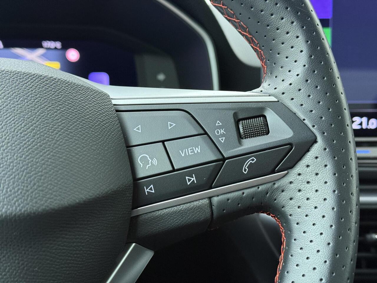 Seat LEON 1.5 TSI e-Hybrid FR PHEV First Edition | 204 PK | SoH 100% | Automaat | Multifunctioneel stuurwiel | Cruisecontrol | Achteruitrijcamera |