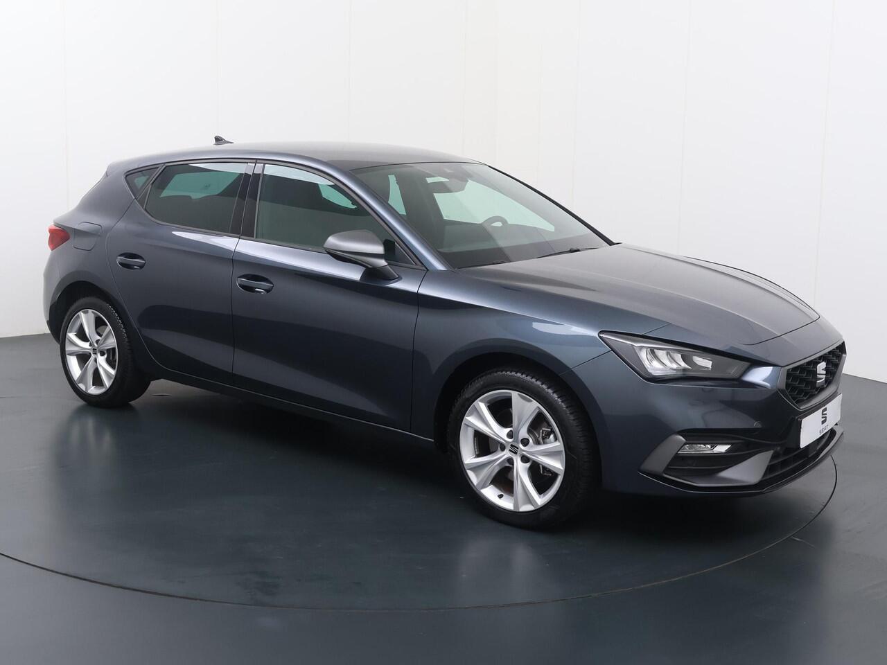 Seat LEON 1.5 TSI e-Hybrid FR PHEV First Edition | 204 PK | SoH 100% | Automaat | Multifunctioneel stuurwiel | Cruisecontrol | Achteruitrijcamera |