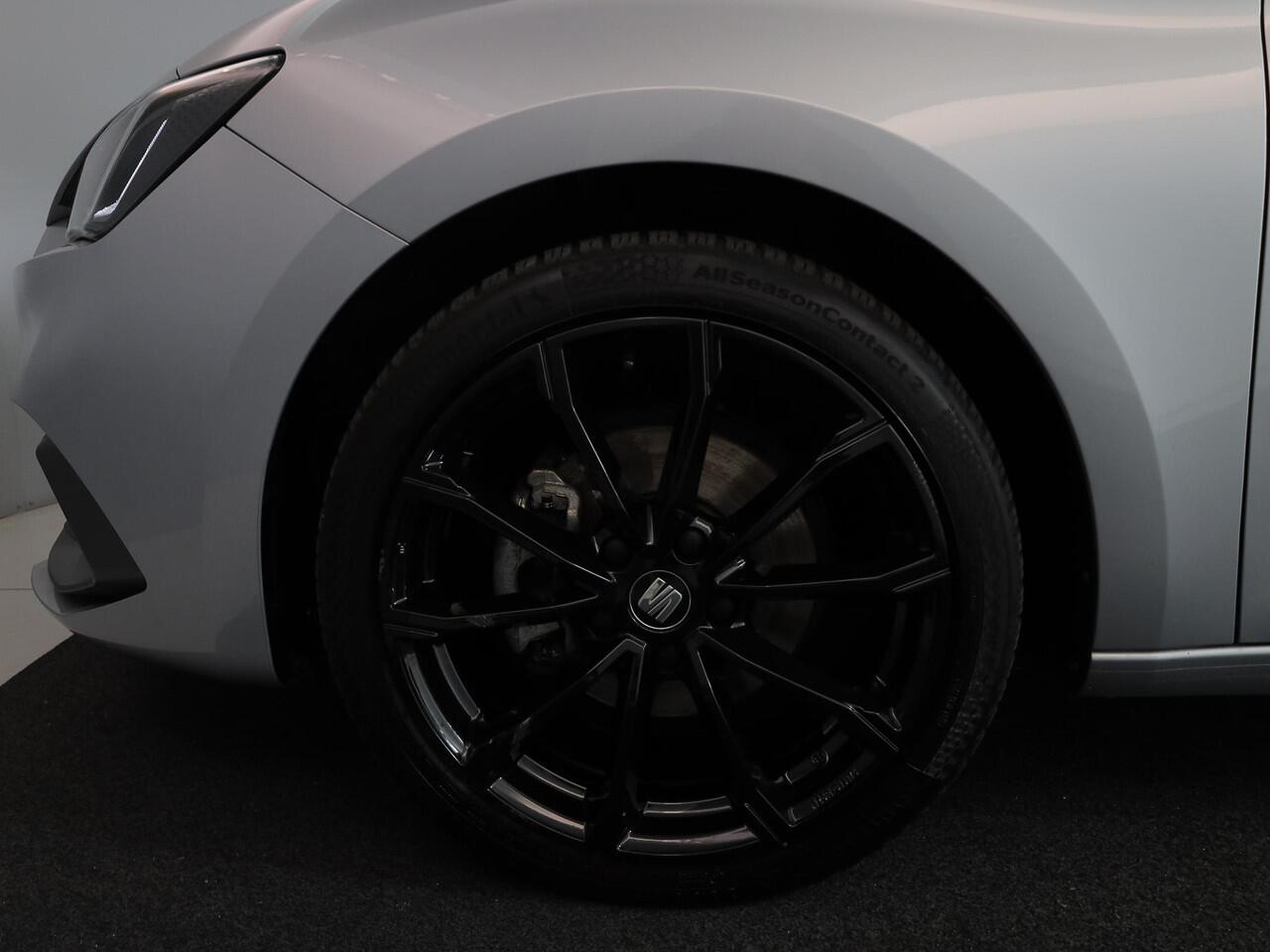 Seat LEON Sportstourer 1.0 eTSI FR Business Intense