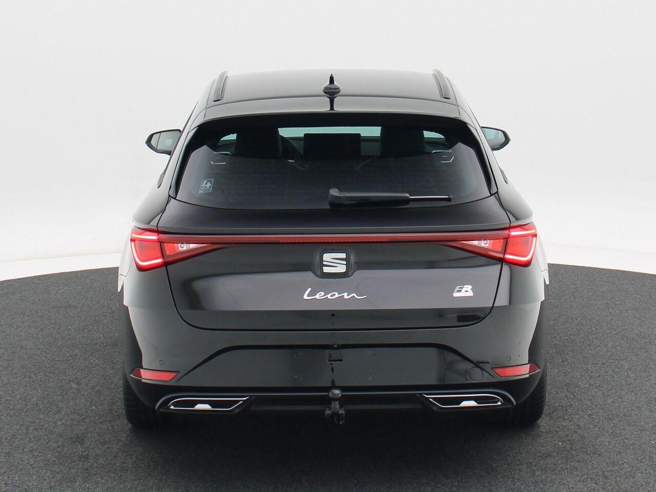 Seat LEON Sportstourer FR Business 1.5 TSI eHybrid PHEV 204pk | Trekhaak | Keyless | Stoelverwarming | Achteruitrijcamera