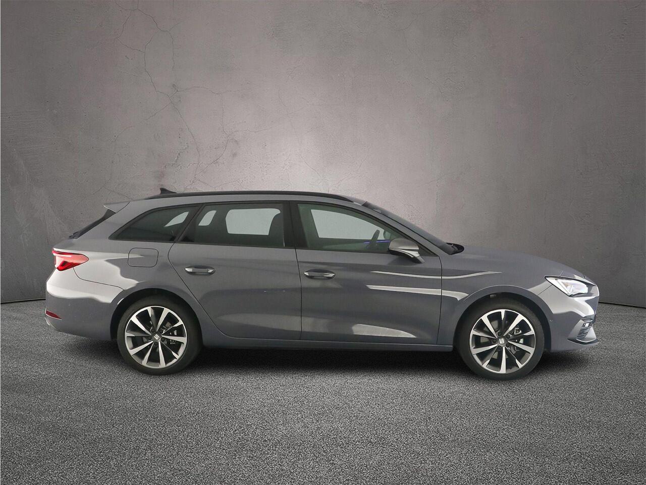 Seat LEON Sportstourer FR First Edition 1.5 TSI eHybrid 204pk DSG Automaat Trekhaak, Adaptive cruise control, LED matrix koplampen, Navigatie, Achteruitrijcamera