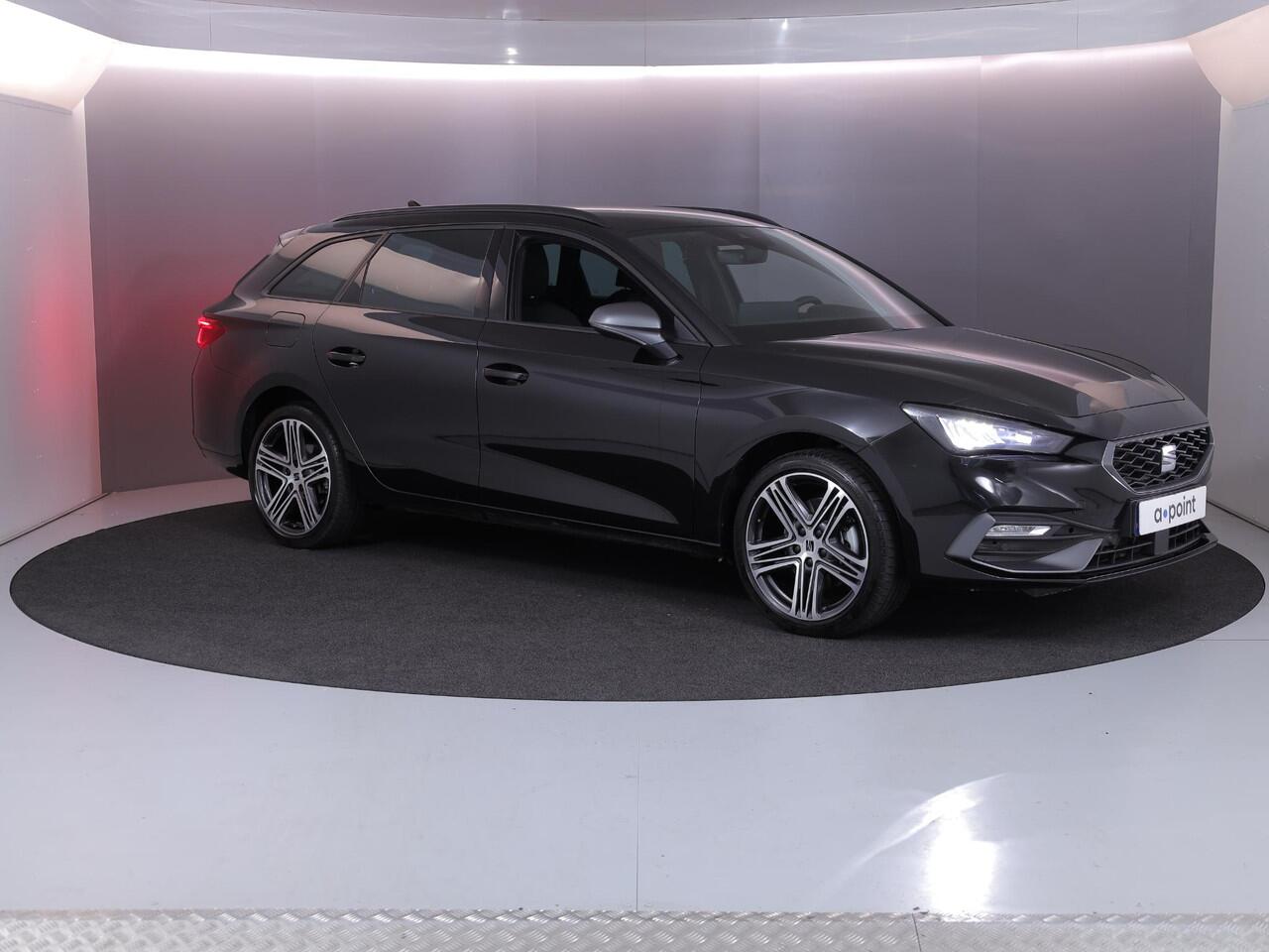 Seat LEON Sportstourer 1.5 TSI e-Hybrid FR PHEV First Edition 204 pk Automaat | Verlengde garantie | Navigatie | Parkeersensoren | Achteruitrijcamera | Adaptieve cruise control |