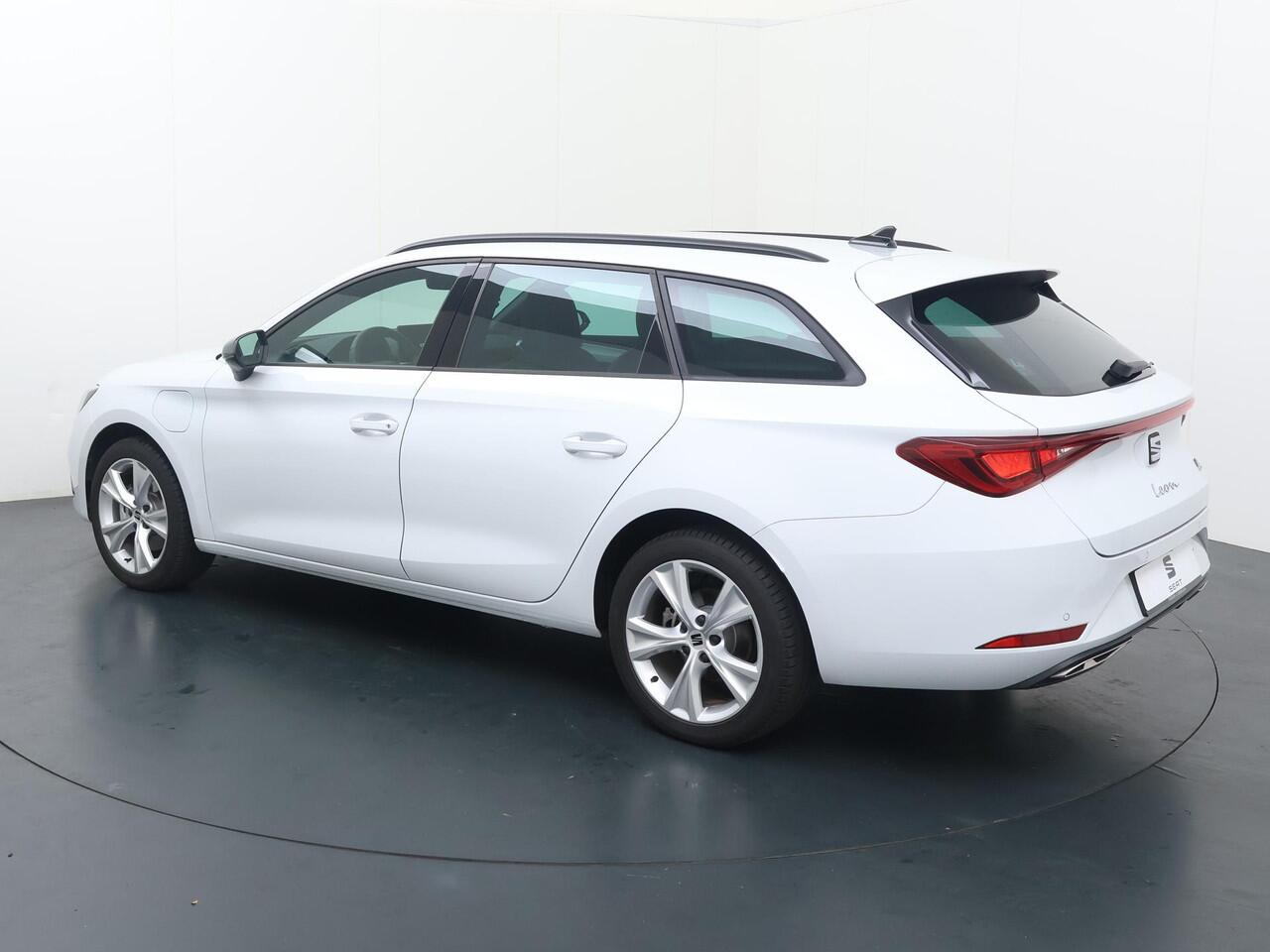 Seat LEON Sportstourer FR PHEV First Edition 1.5 TSI eHybrid 150kW / 204p k 6 versn. DSG