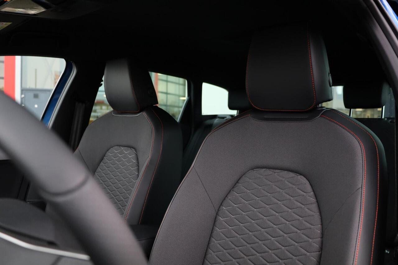 Seat LEON Sportstourer 1.5 TSI e-Hybrid FR Business 204PK / 150kW, Achteruitrijcamera, 3-zone Climatronic, Apple Carplay & Android Auto, dodehoeksensor, adaptive cruise control, grootlichtassistent, keyless start, volledig digitaal instrumentenpaneel (Virtual Cockp