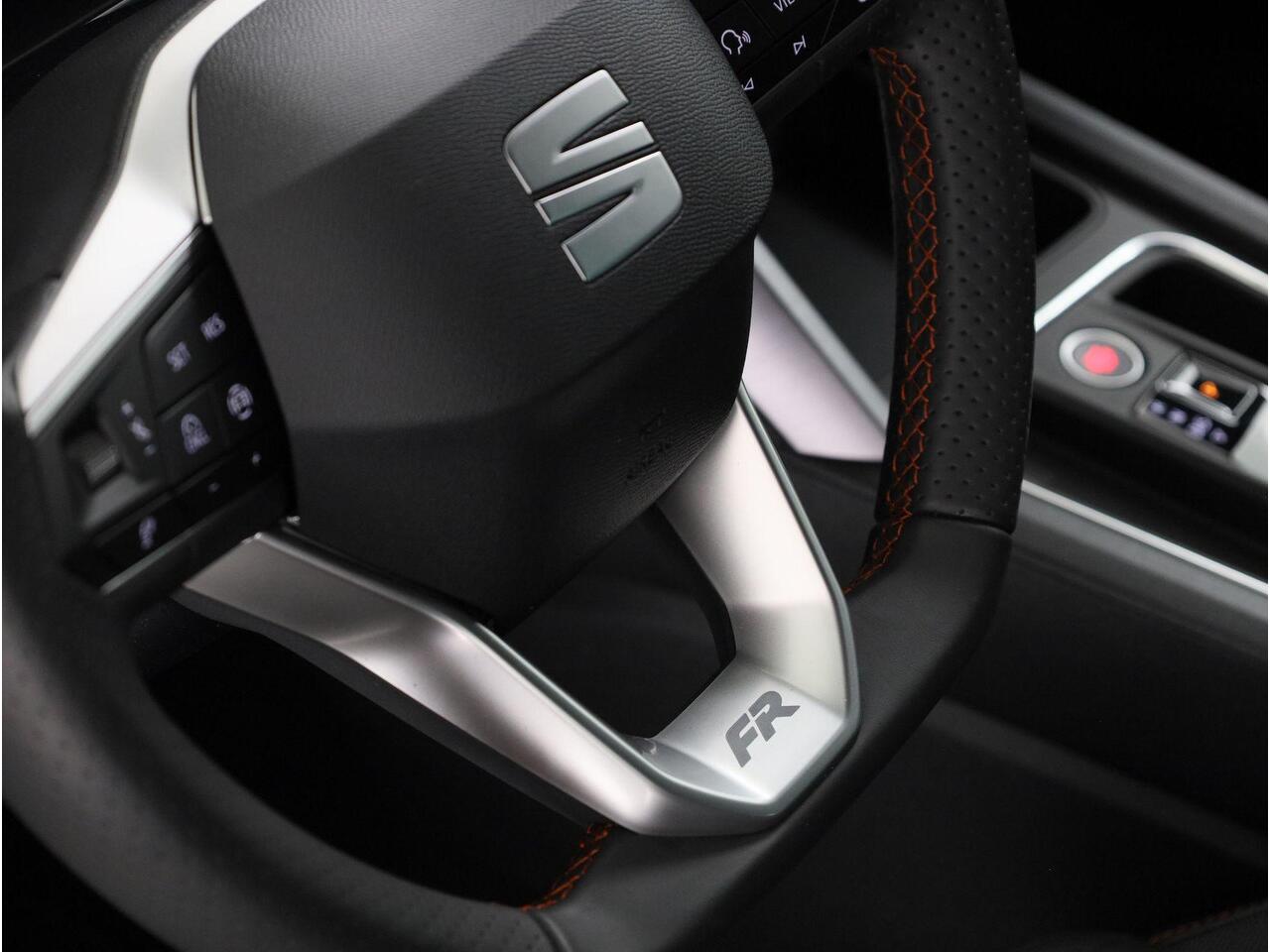 Seat LEON Sportstourer FR Business 1.5 TSI eHybrid 150 kW / 204 pk |