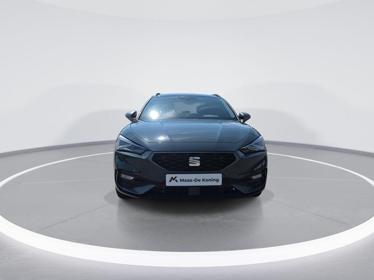 Seat LEON Sportstourer FR Business 1.5 TSI eHybrid 150kW / 204pk Stationw | Safe & Driving | Trekhaak zwenkbaar |