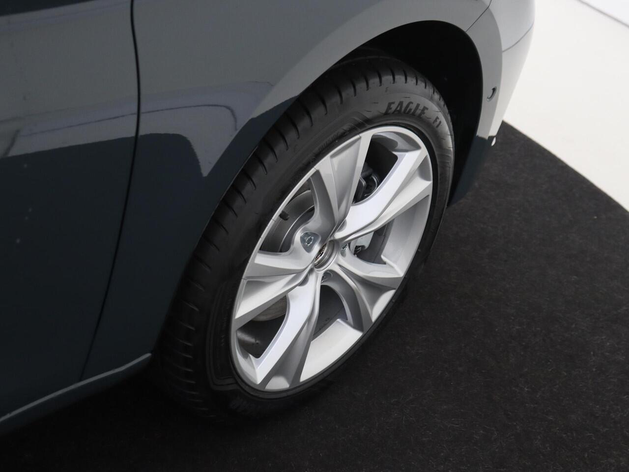 Seat LEON Sportstourer 1.5 TSI e-Hybrid FR Business