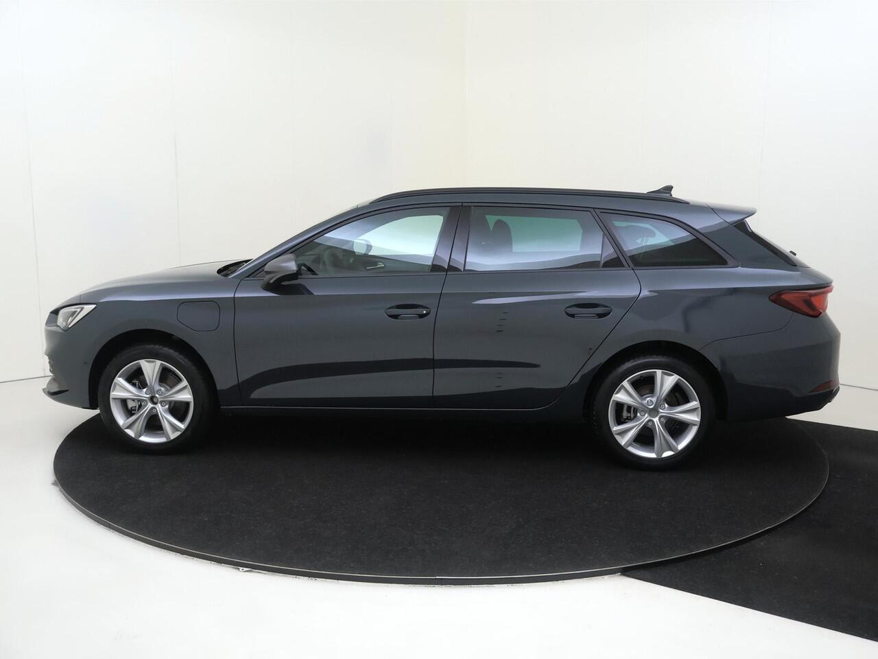 Seat LEON Sportstourer 1.5 TSI e-Hybrid FR Business