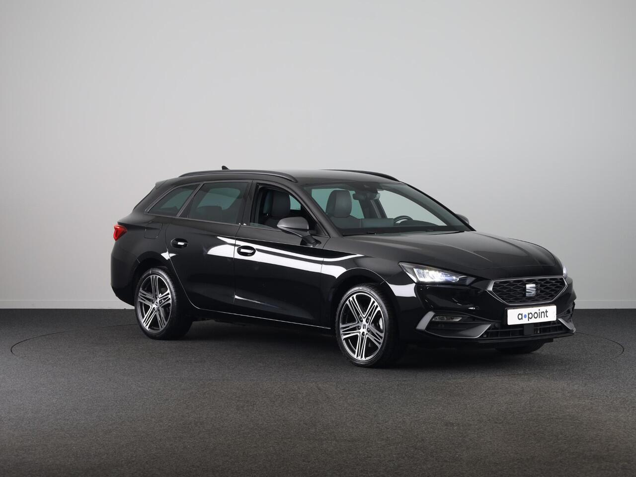 Seat LEON Sportstourer 1.5 TSI e-Hybrid FR PHEV First Edition 204 pk Automaat | Verlengde garantie | Navigatie | Parkeersensoren | Achteruitrijcamera | Adaptieve cruise control |