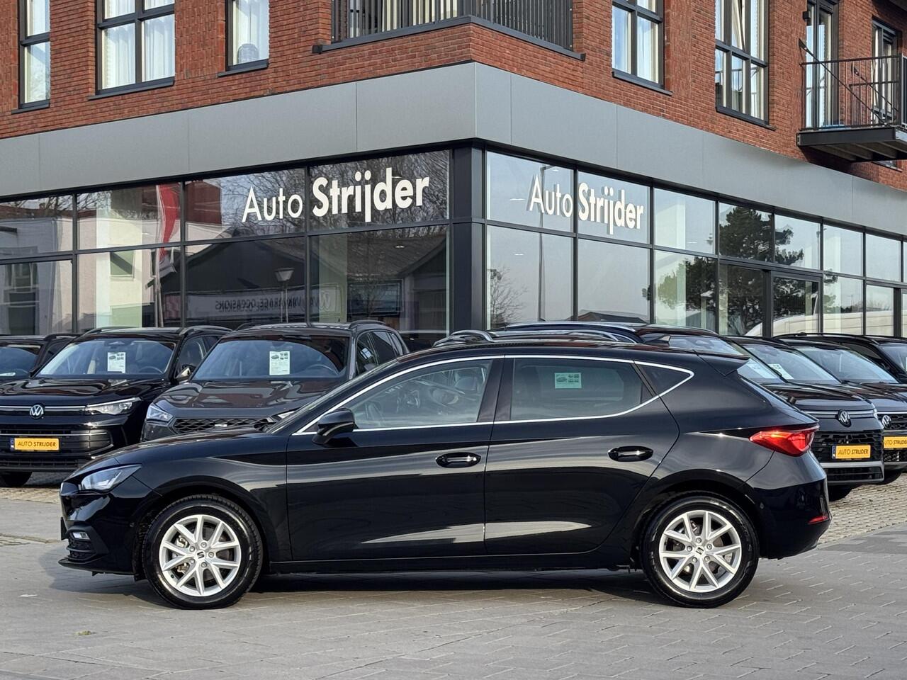 Seat LEON 1.5 eTSI Style Business Intense | Automaat | Camera