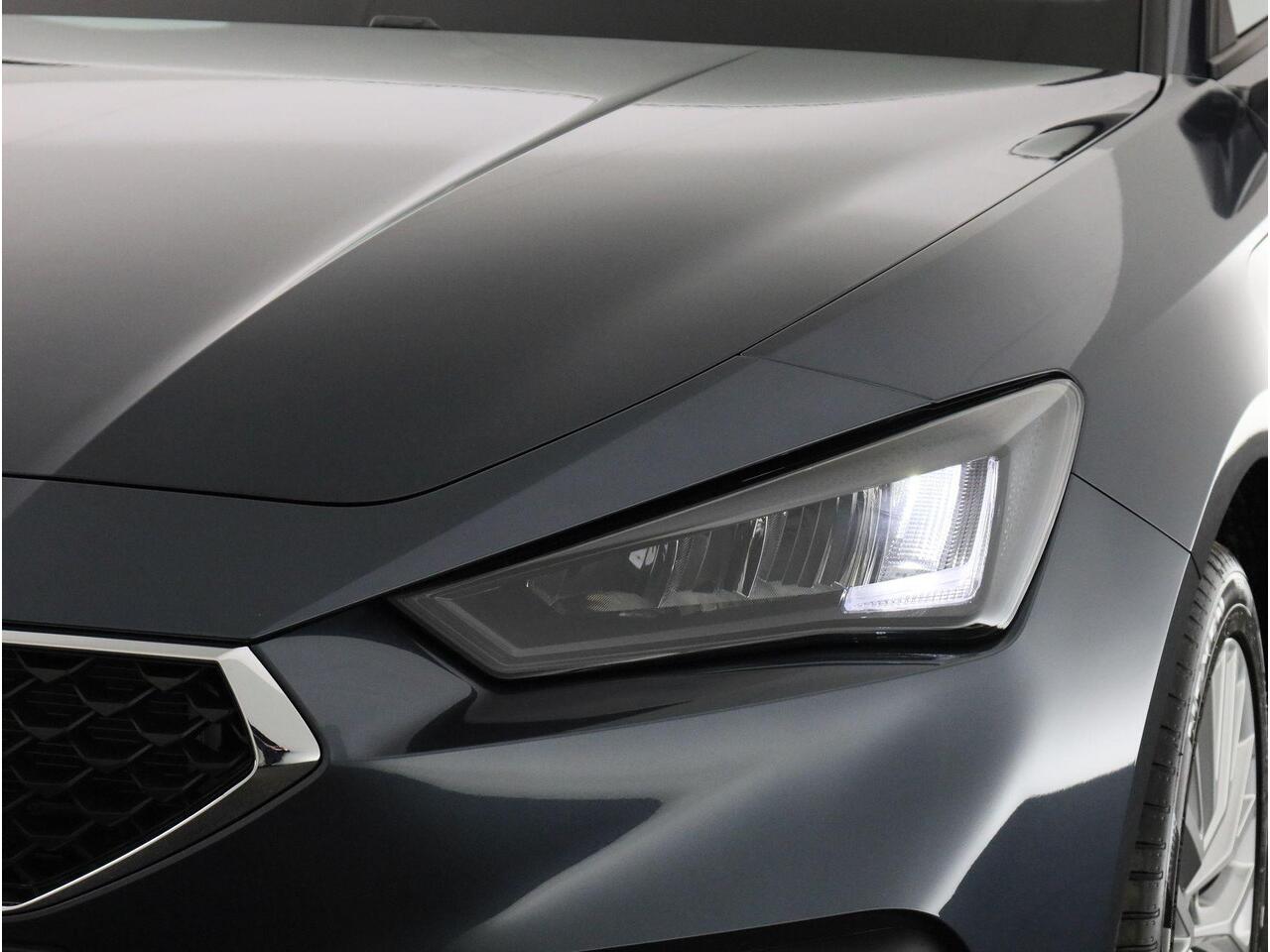 Seat LEON Sportstourer Style 1.5 TSI eHybrid 150 kW / 204 pk