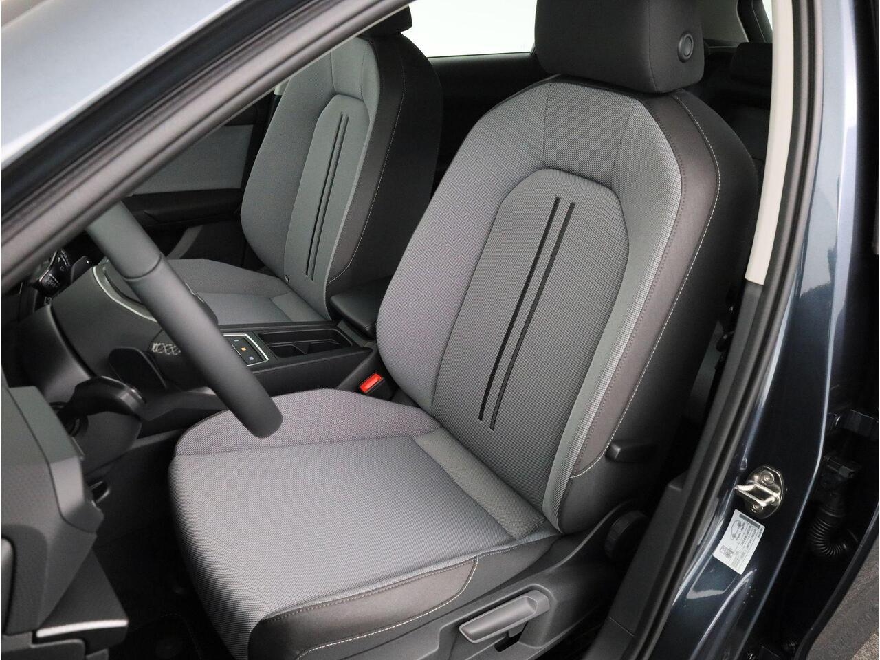 Seat LEON Sportstourer Style 1.5 TSI eHybrid 150 kW / 204 pk