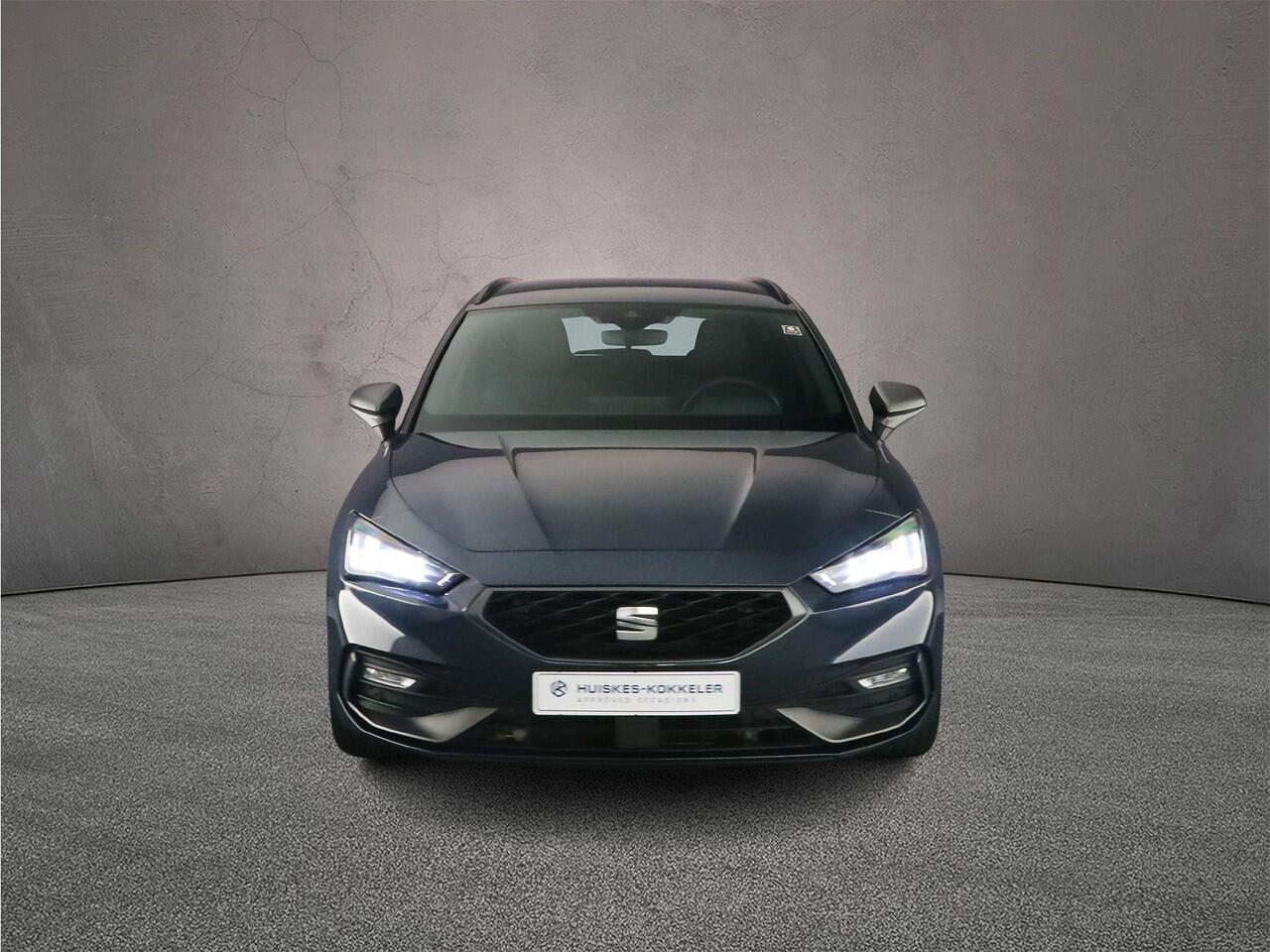 Seat LEON Sportstourer FR 1.0 TSI 115pk Cruise control, LED koplampen, App connect, Parkeersensoren, Airco, DAB, Radio, Bluetooth