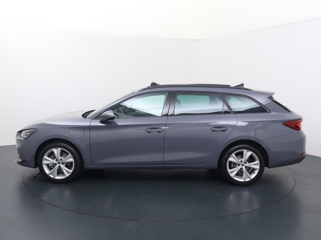 Seat LEON Sportstourer FR Business 1.5 TSI eHybrid 150 kW / 204 PK DSG | Panoramadak |