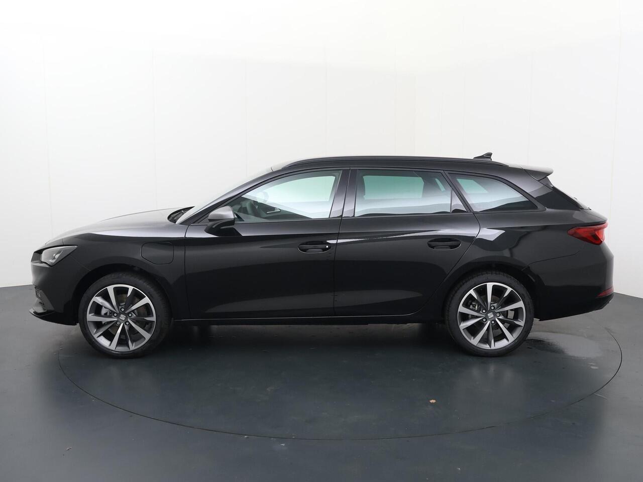 Seat LEON Sportstourer FR PHEV First Edition 1.5 TSI eHybrid 150kW / 204p k 6 versn. DSG